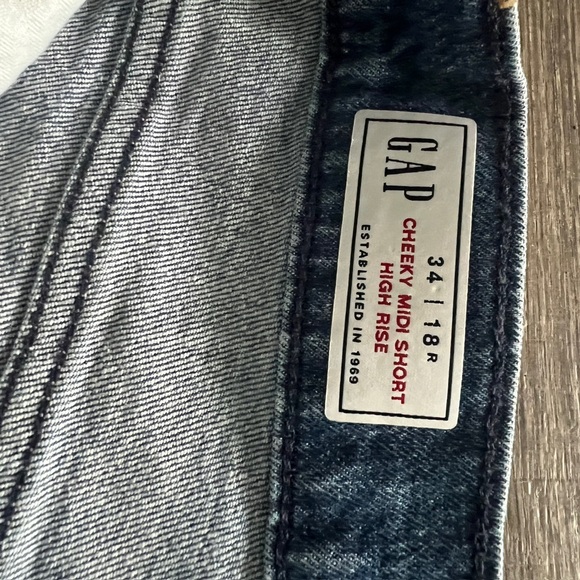 Gap 34. 18R 18 R cheeky mid short high rise stretch blue jean shorts womens - Picture 3 of 3